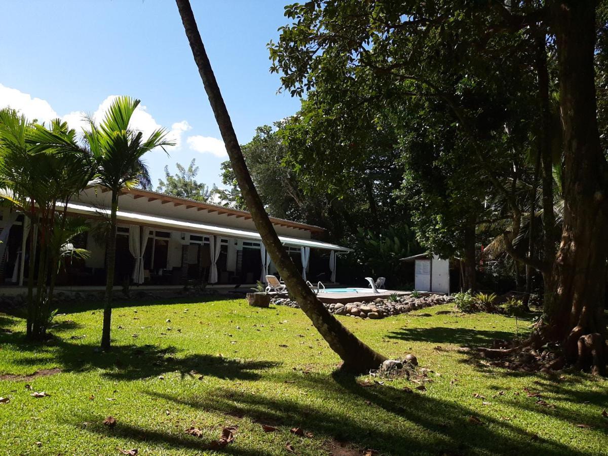 Cahuita Inn Exteriör bild