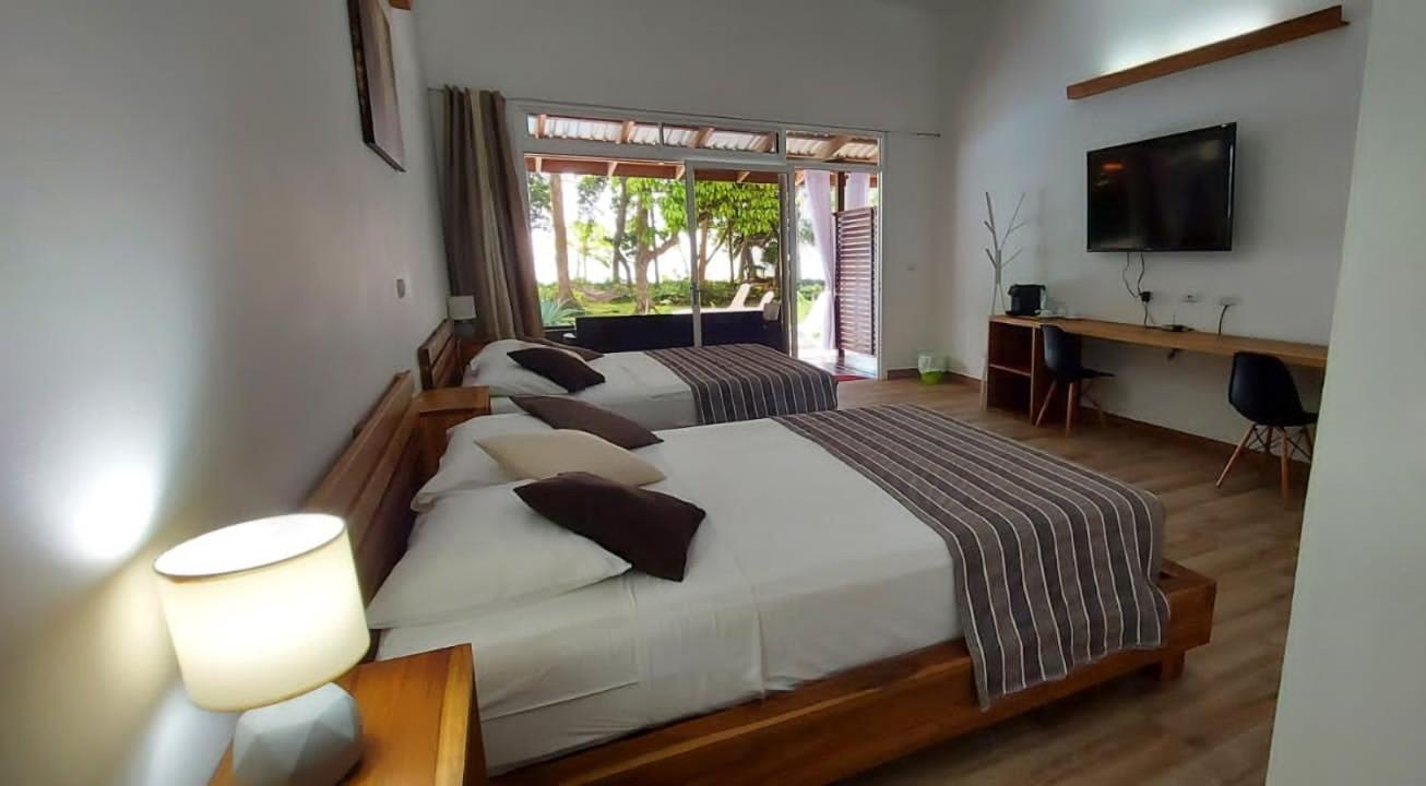 Cahuita Inn Exteriör bild