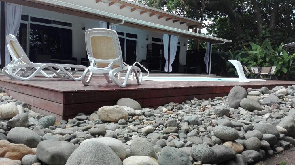 Cahuita Inn Exteriör bild