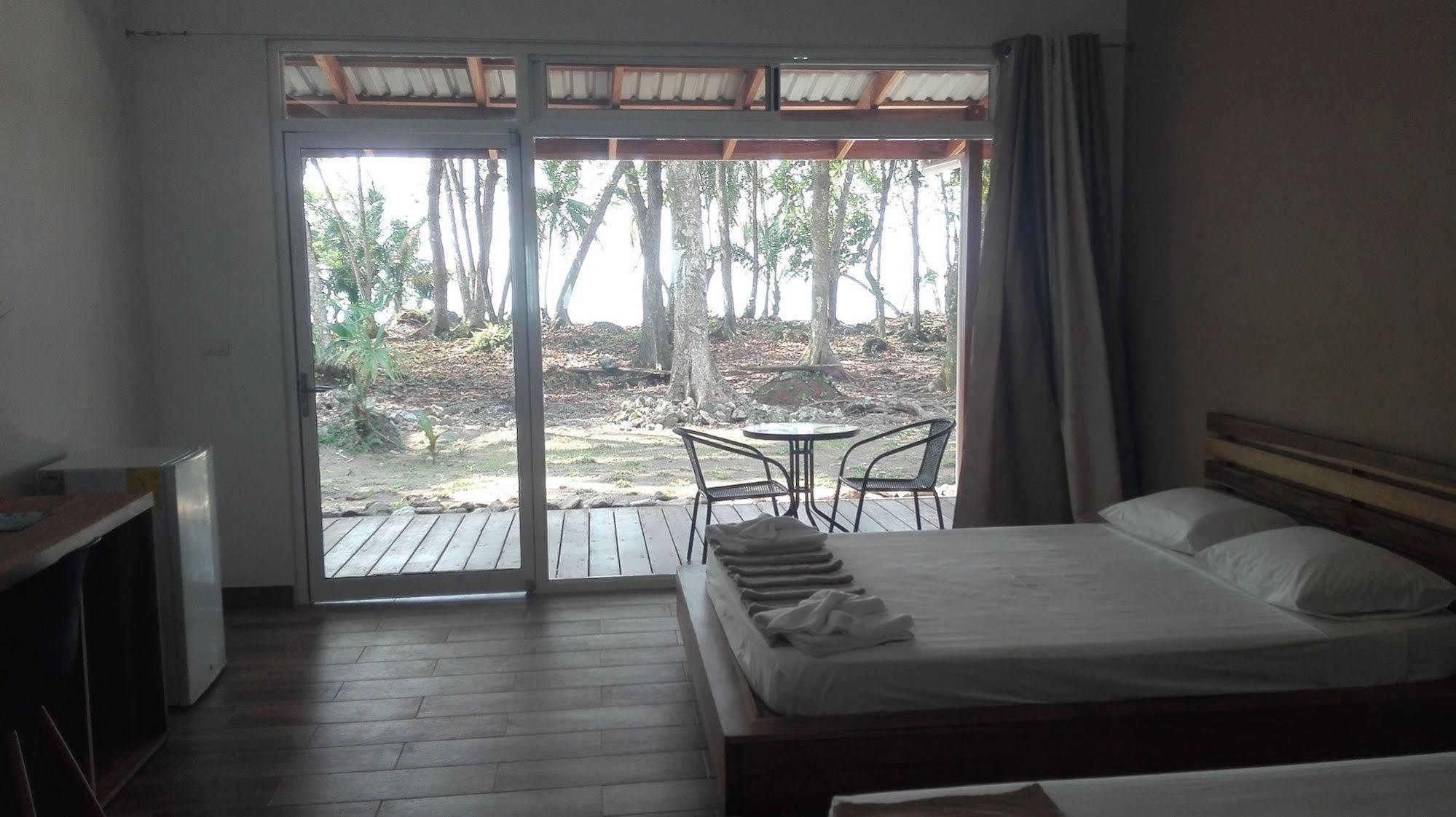 Cahuita Inn Exteriör bild